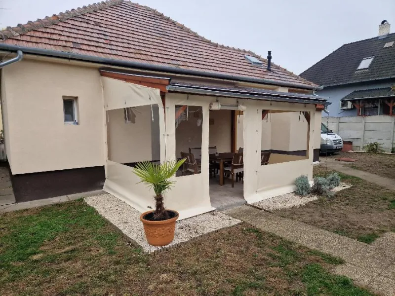Európa Ponyva Kft. - Lapozó 0
